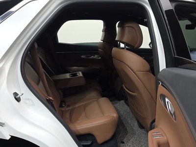 صورة مصغرة 18 لـ 2024 Genesis GV70