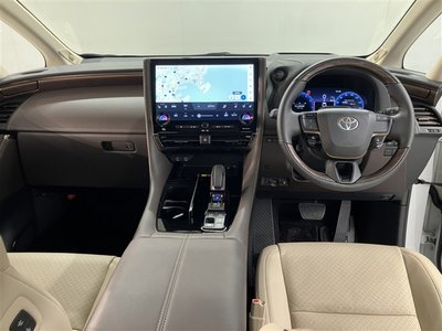 2025 Toyota ALPHARD 照片 6