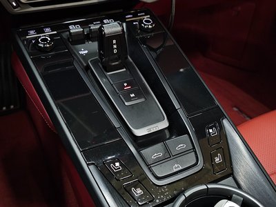 2022 Porsche 911 — миниатюра 15