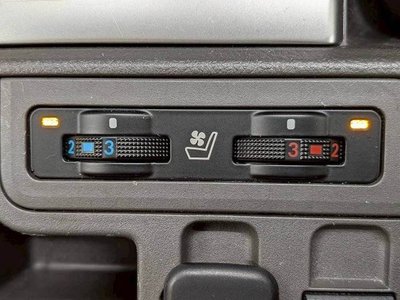 TOYOTA LAND CRUISER PRADO - 10