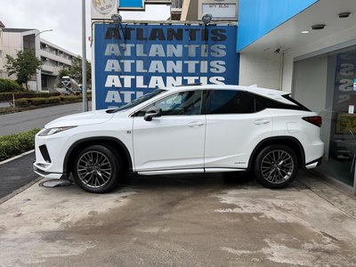 صورة 5 لـ 2021 Lexus RX