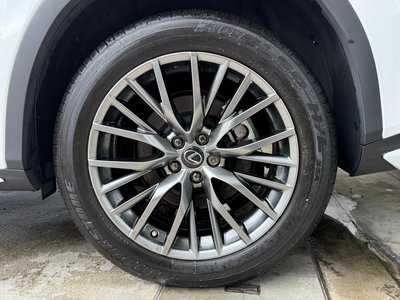 صورة 6 لـ 2021 Lexus RX