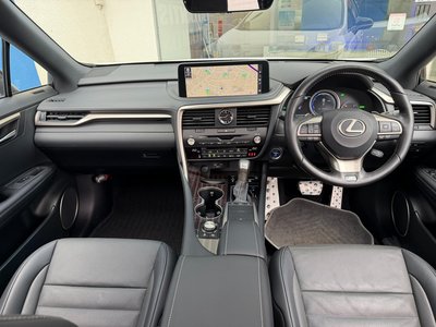 صورة 3 لـ 2021 Lexus RX