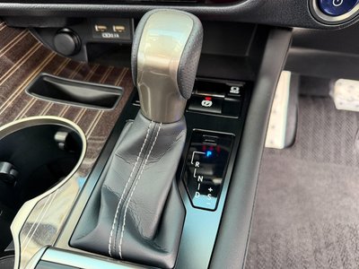 2021 Lexus RX thumbnail 32