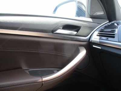 2023 BMW X4 — миниатюра 52