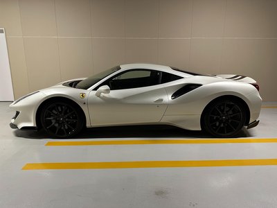 FERRARI 488 PISTA - 2