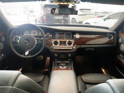ROLLS-ROYCE GHOST - 5