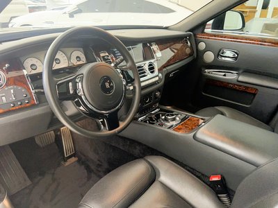 ROLLS-ROYCE GHOST - 10