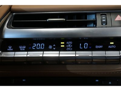 صورة مصغرة 35 لـ 2018 Lexus LC