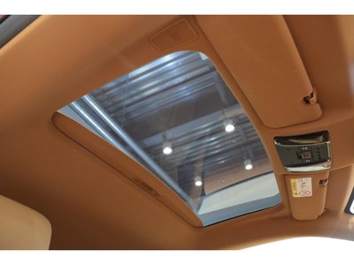 صورة مصغرة 44 لـ 2018 Lexus LC