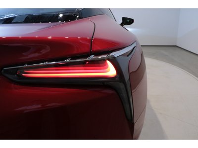 صورة مصغرة 42 لـ 2018 Lexus LC