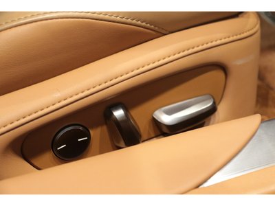 صورة مصغرة 14 لـ 2018 Lexus LC