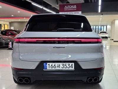 PORSCHE CAYENNE - 4