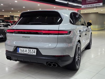 PORSCHE CAYENNE - 7