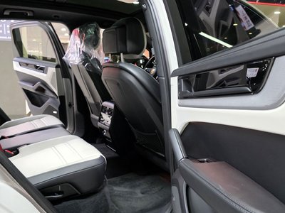 2023 Porsche CAYENNE — миниатюра 11