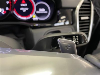 صورة مصغرة 17 لـ 2021 Porsche CAYENNE