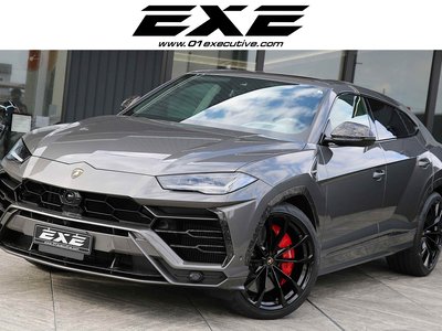 LAMBORGHINI URUS - 1