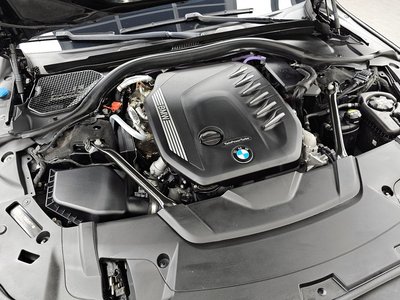 BMW 7 SERIES - 7