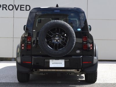 LAND ROVER DEFENDER - 7