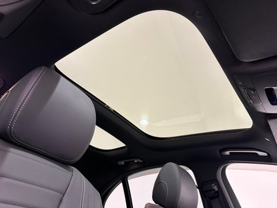 MERCEDES-BENZ E-CLASS - 9