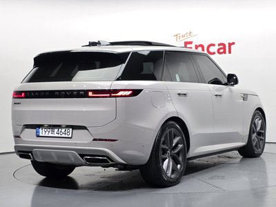 2025 LAND Rover RANGE ROVER SPORT — фото 3