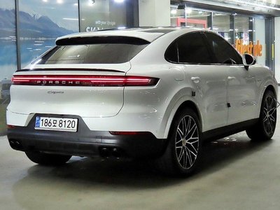 PORSCHE CAYENNE - 4