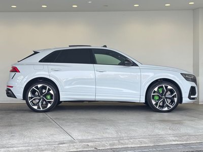AUDI RS Q8 - 9