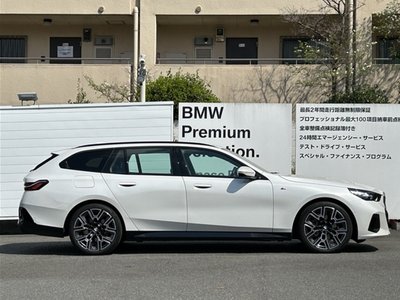 BMW 5 SERIES TOURING - 9