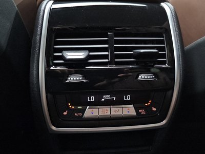 2026 BMW X5 — миниатюра 26