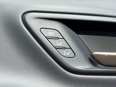 TOYOTA CROWN SPORT - 6