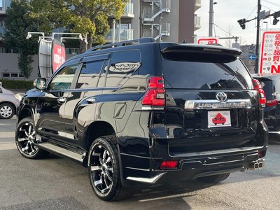 TOYOTA LAND CRUISER PRADO - 6