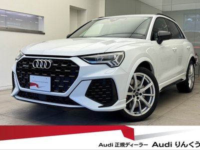 AUDI RS Q3