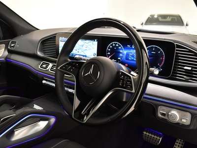 MERCEDES-BENZ GLS - 2