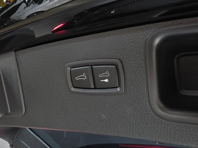 2023 Porsche MACAN — миниатюра 30