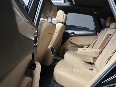 2023 Porsche MACAN — миниатюра 18