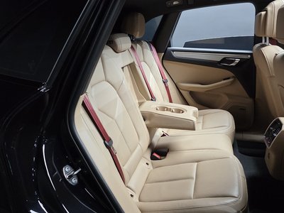 2023 Porsche MACAN — миниатюра 17