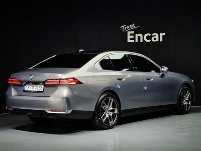 BMW 5 SERIES - 3