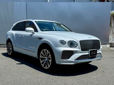 2025 Bentley BENTAYGA photo 4