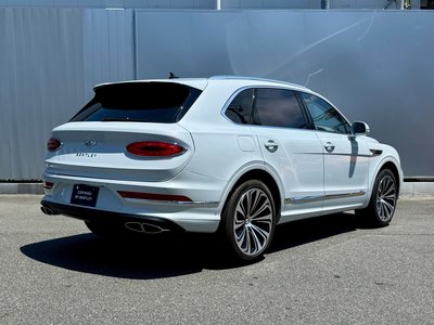 2025 Bentley BENTAYGA photo 6