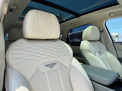 2025 Bentley BENTAYGA — миниатюра 22
