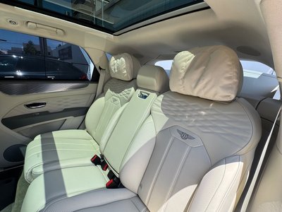 2025 Bentley BENTAYGA — миниатюра 43