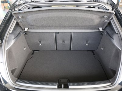 2026 Mercedes-BENZ A-CLASS 缩略图 37