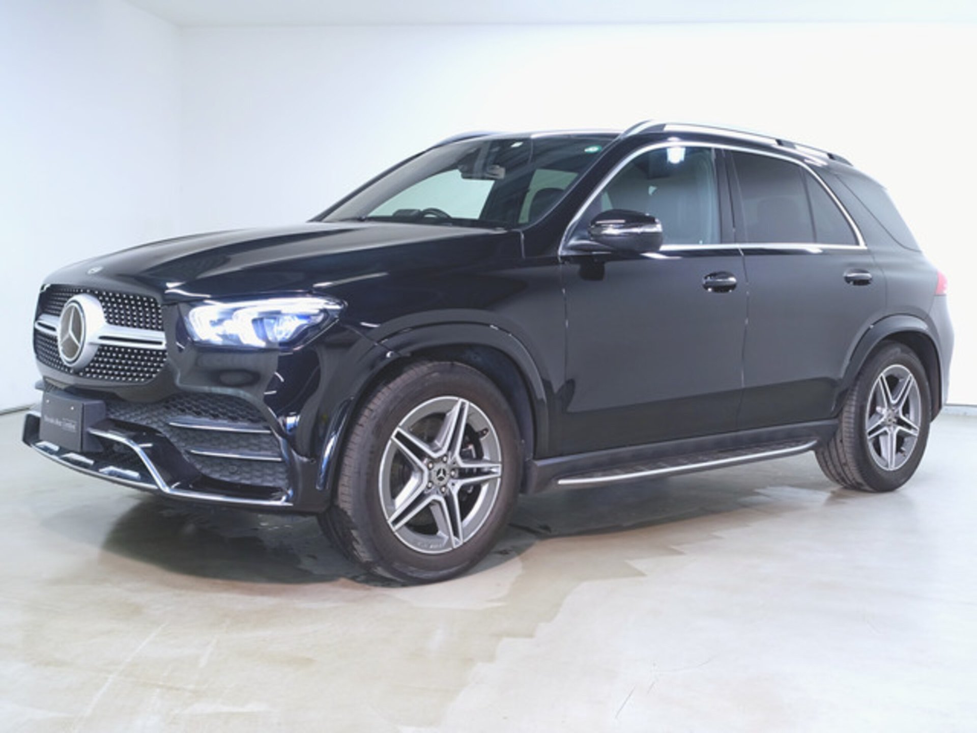 MERCEDES-BENZ GLE - View 1