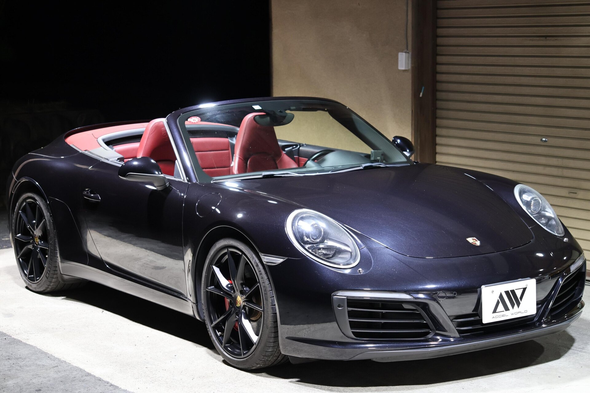 PORSCHE 911 CABRIOLET - View 1