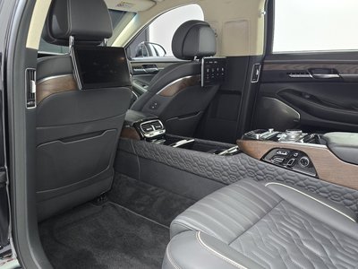 2021 Genesis G90 thumbnail 26