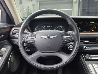 2021 Genesis G90 thumbnail 19