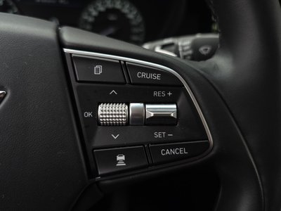 2021 Genesis G90 thumbnail 25