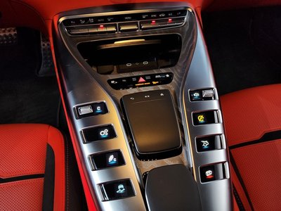 2024 Mercedes-BENZ GT AMG 缩略图 27