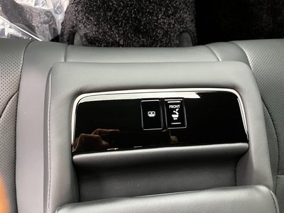 2021 Lexus LS 缩略图 24