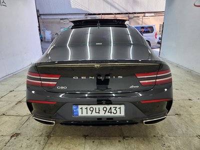GENESIS G80 (RG3) - 2